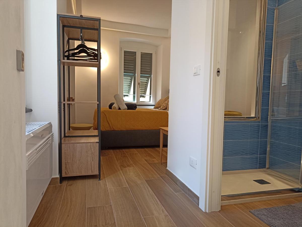 Al Porto 61 - Rooms For Rent Camogli Exterior photo