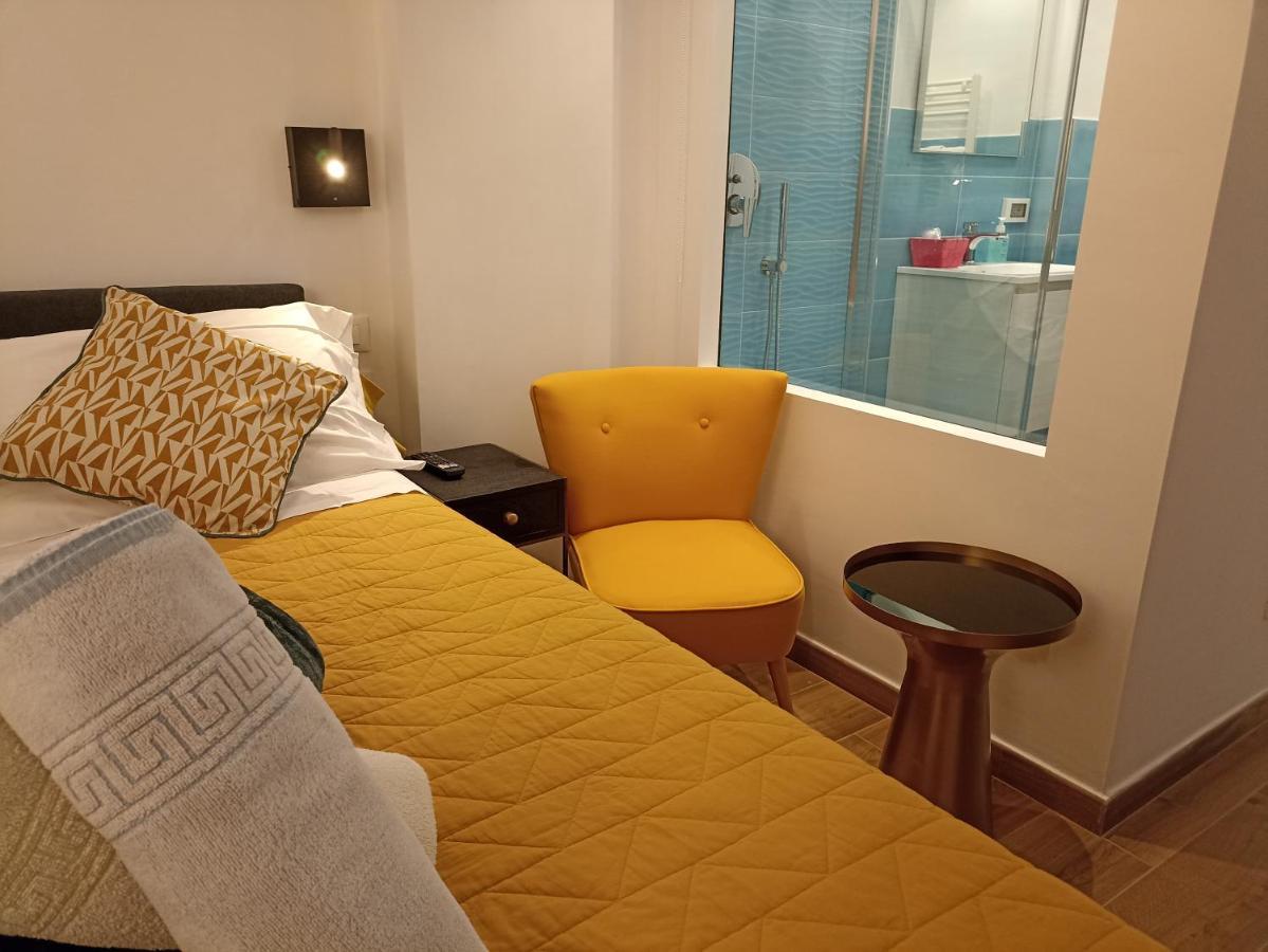 Al Porto 61 - Rooms For Rent Camogli Exterior photo